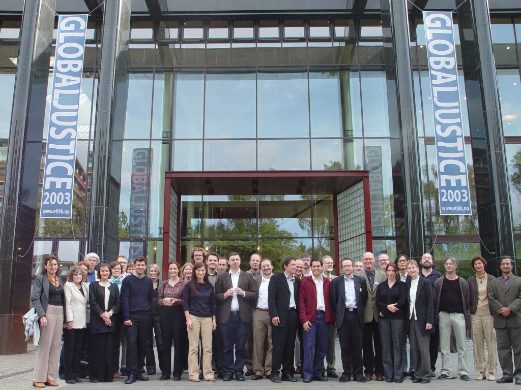 Group Photo: 2003 Global Justice Conference in Oslo